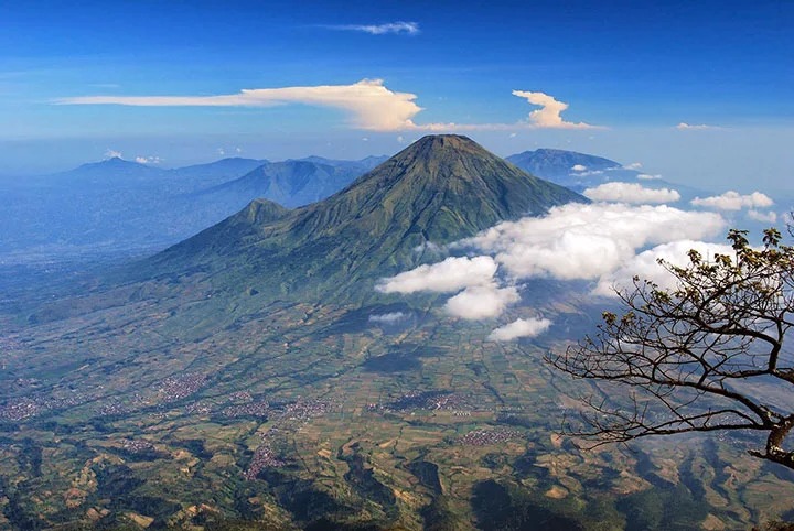 Gunung Burni Telong, Aceh