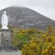 Gunung Croagh Patrick