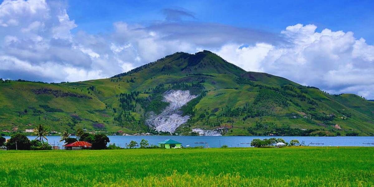 Gunung Pusuk Buhit, Sumatera Utara