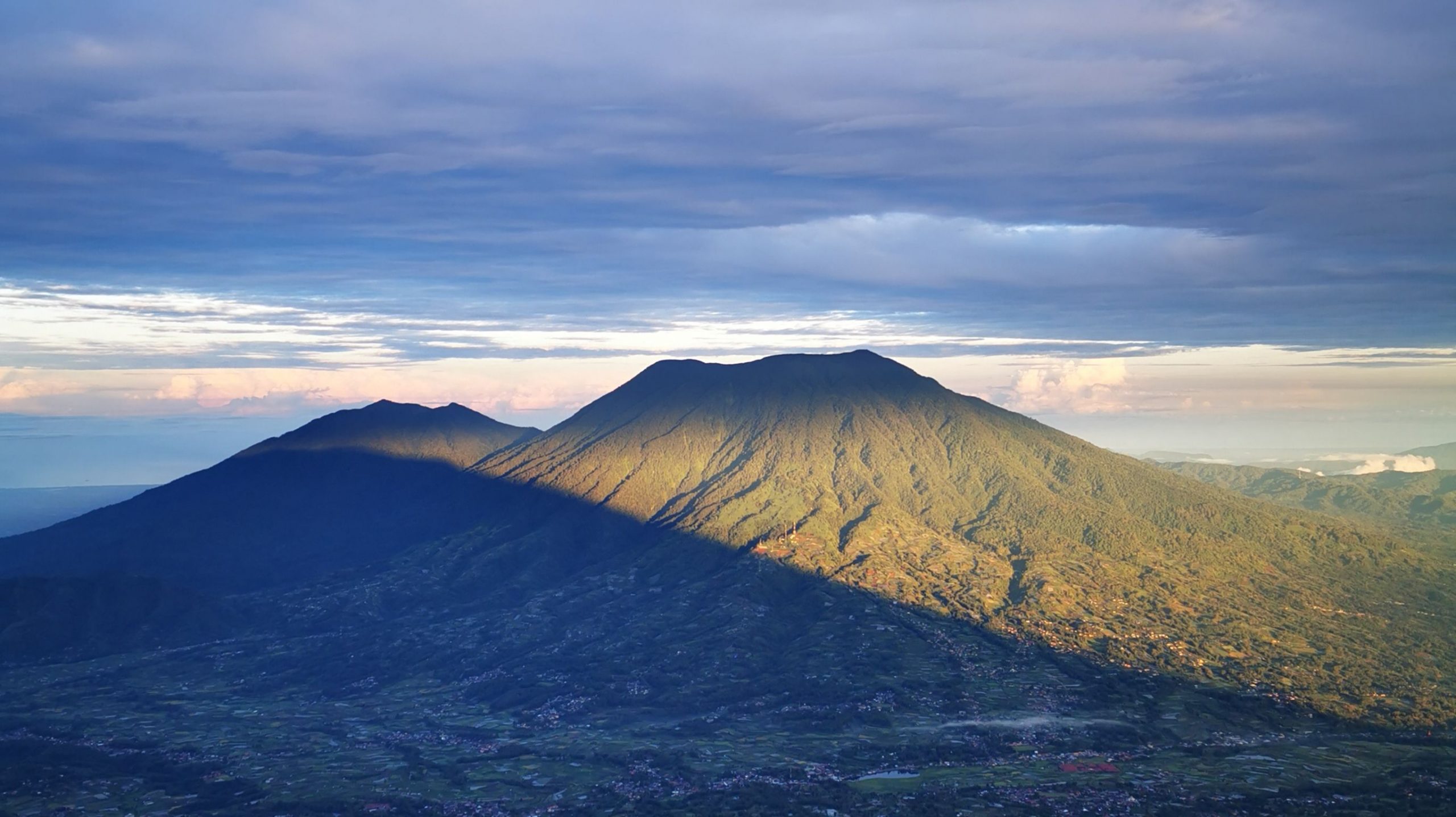 Gunung Singgalang, Sumatera Barat