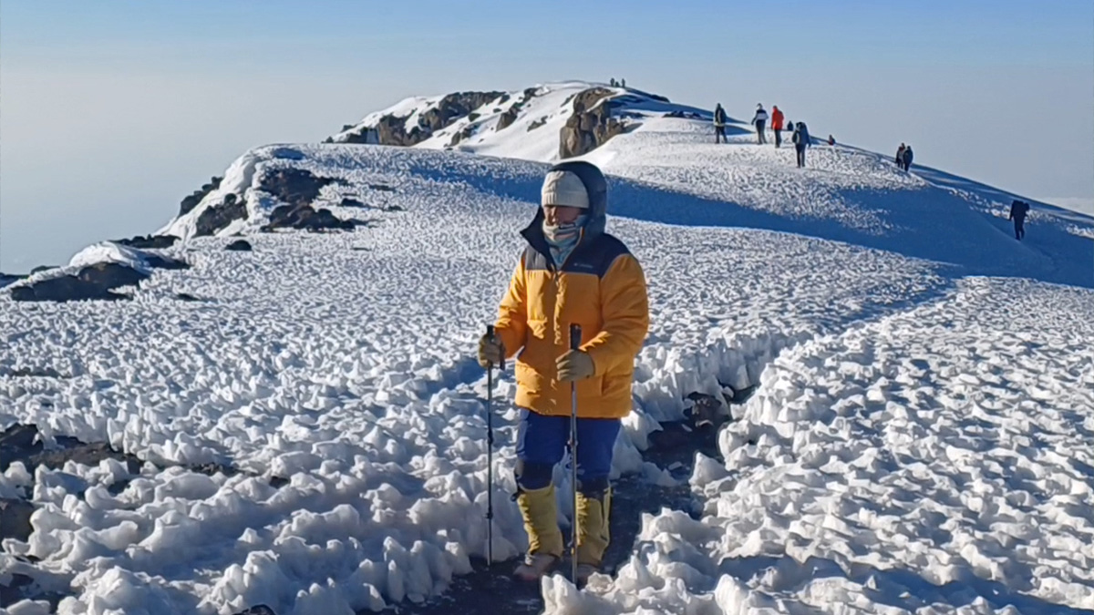 Gunung Uhuru Peak