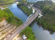 10 Alasan Kenapa Pantai Bajul Mati Jadi Destinasi Wajib untuk Remaja