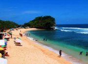 10 Alasan Kenapa Pantai Jogan Jadi Destinasi Wajib di Yogyakarta