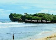 5 Alasan Kenapa Pantai Krakal Harus Masuk Daftar Liburanmu!