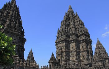 Wisata Candi Prambanan